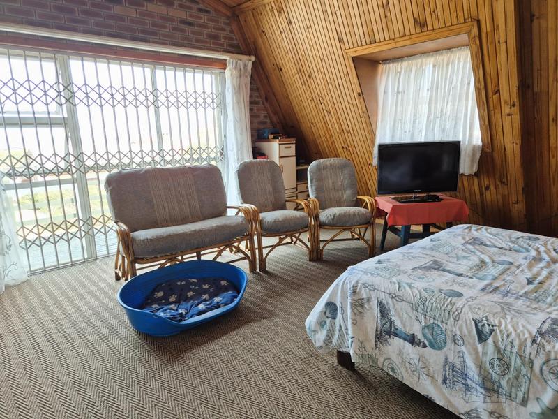 5 Bedroom Property for Sale in Franskraal Western Cape